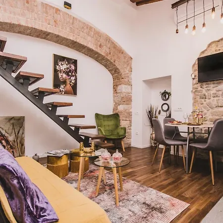 Apartment Apartman Ladro