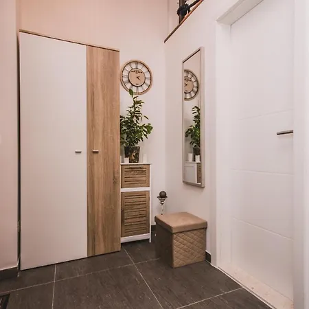Apartment Apartman Ladro